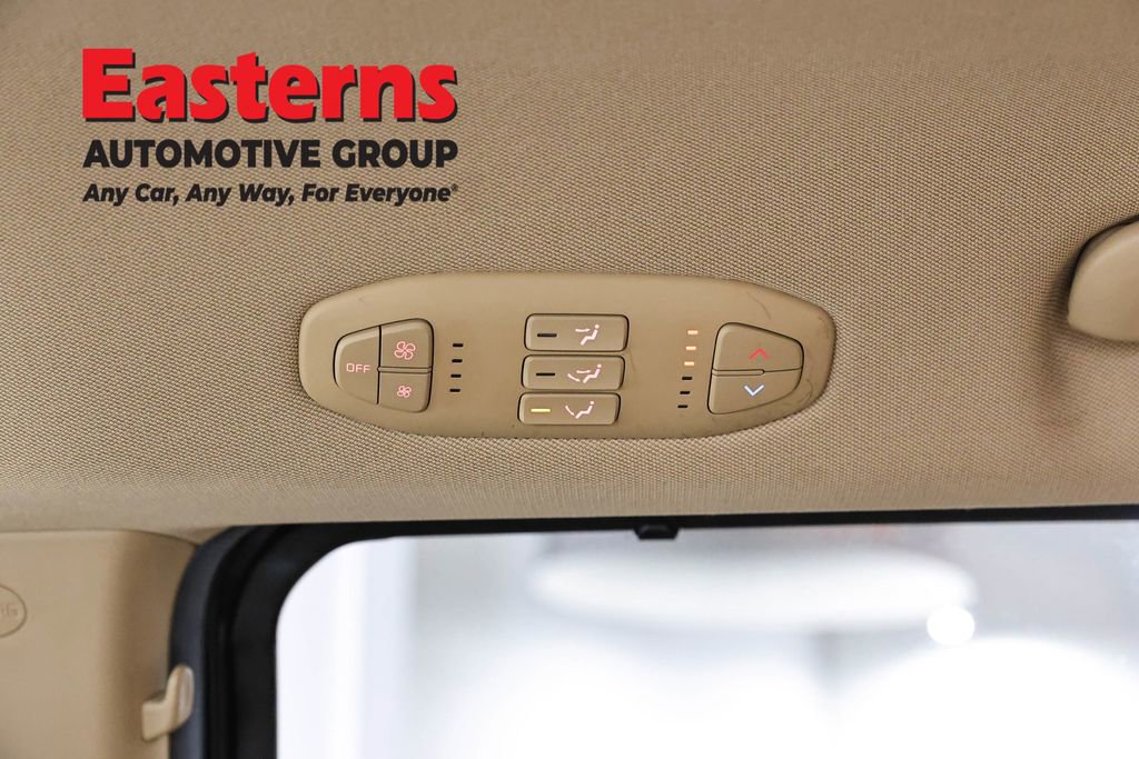 Used 2021 Kia Sedona EX image 23