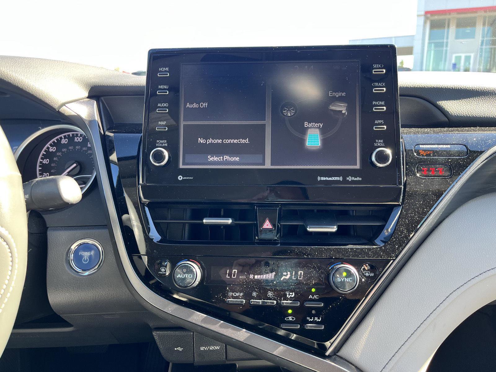 Used 2024 Toyota Camry XLE image 28