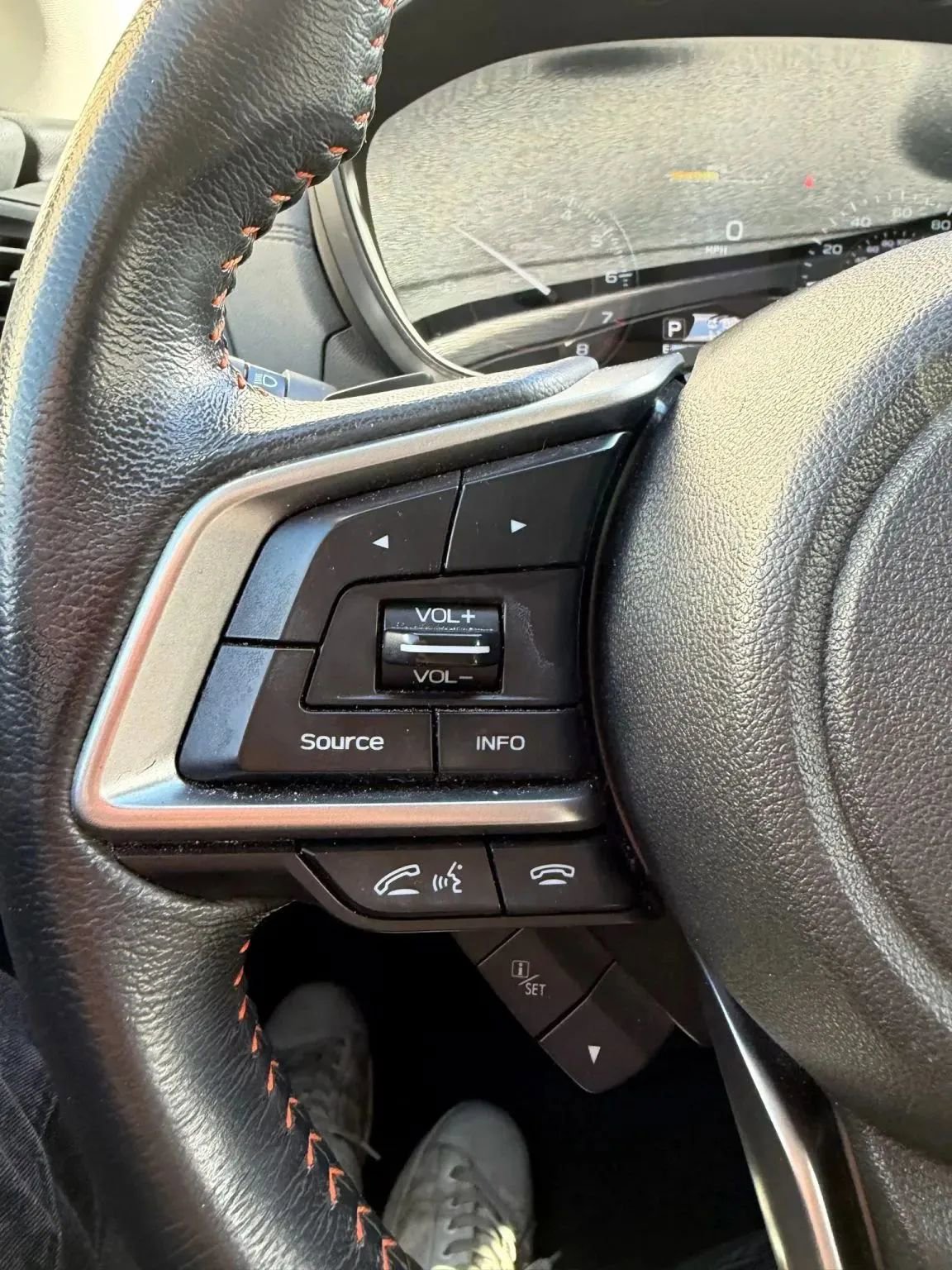 Used 2018 Subaru Crosstrek 2.0i Premium w/ Eyesight System image 19