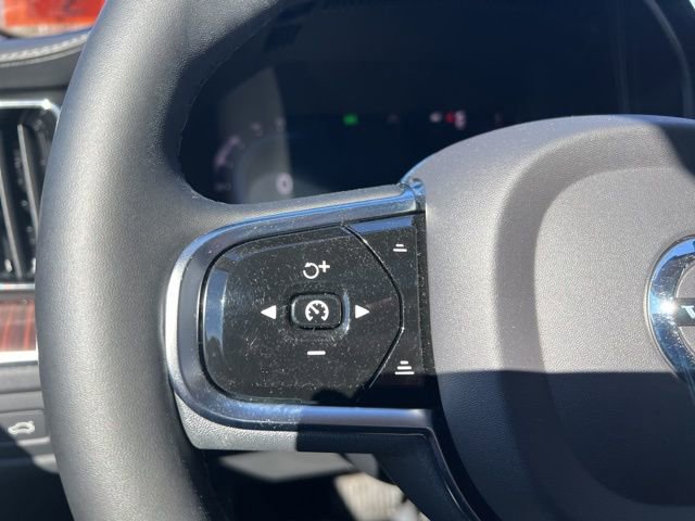 Certified 2023 Volvo XC60 B5 Ultimate w/ Climate Package image 31