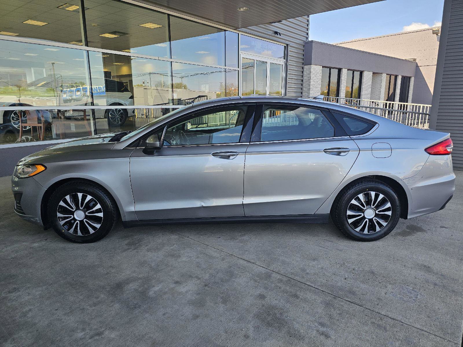 Used 2020 Ford Fusion S image 2