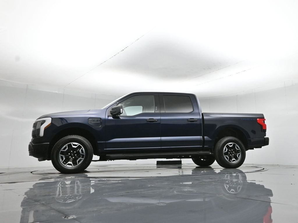 Used 2023 Ford F150 Lightning XLT image 58