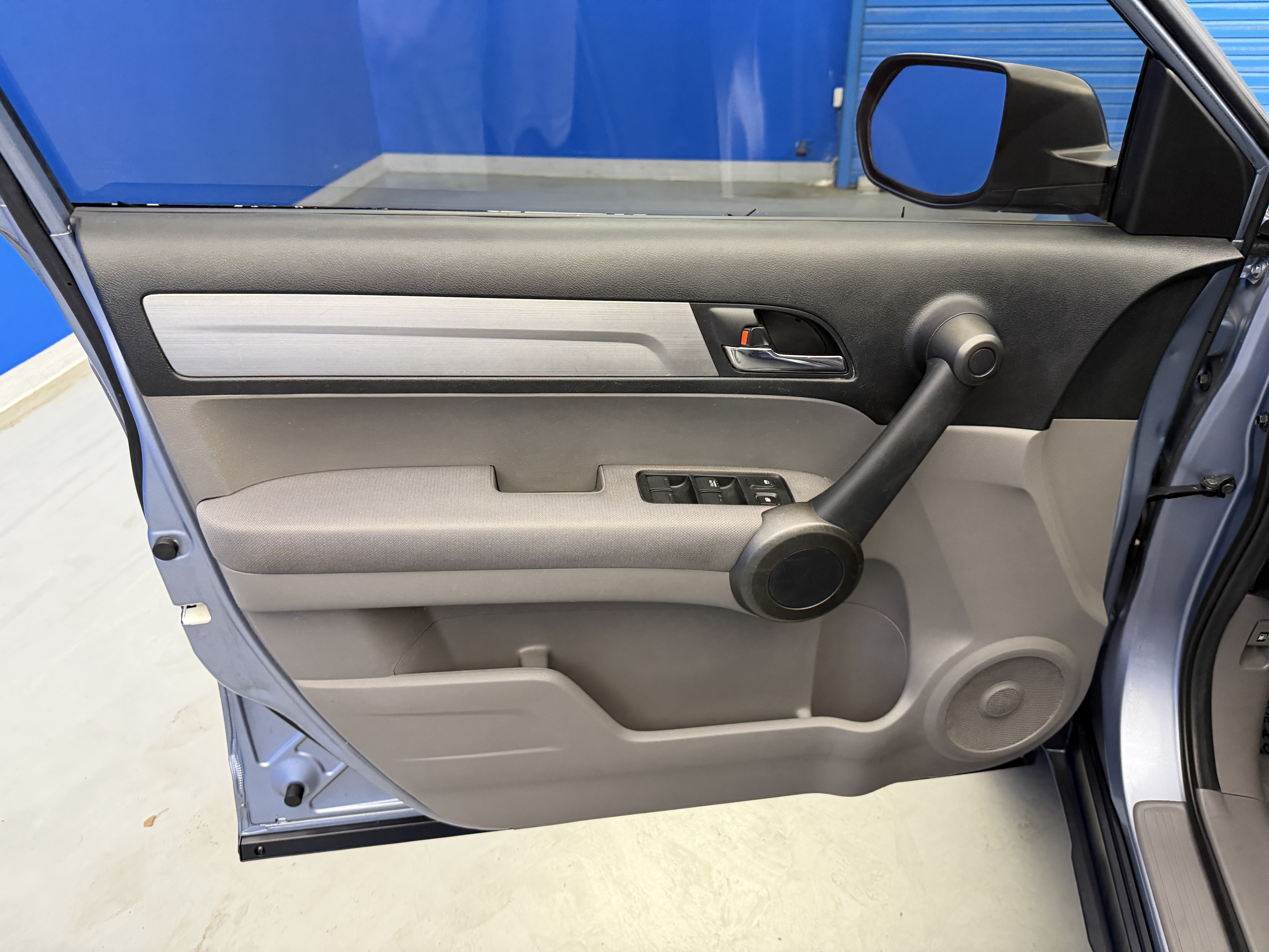 Used 2011 Honda CR-V SE image 9