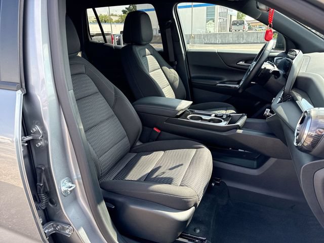 Used 2026 Chevrolet Equinox LT FWD image 25