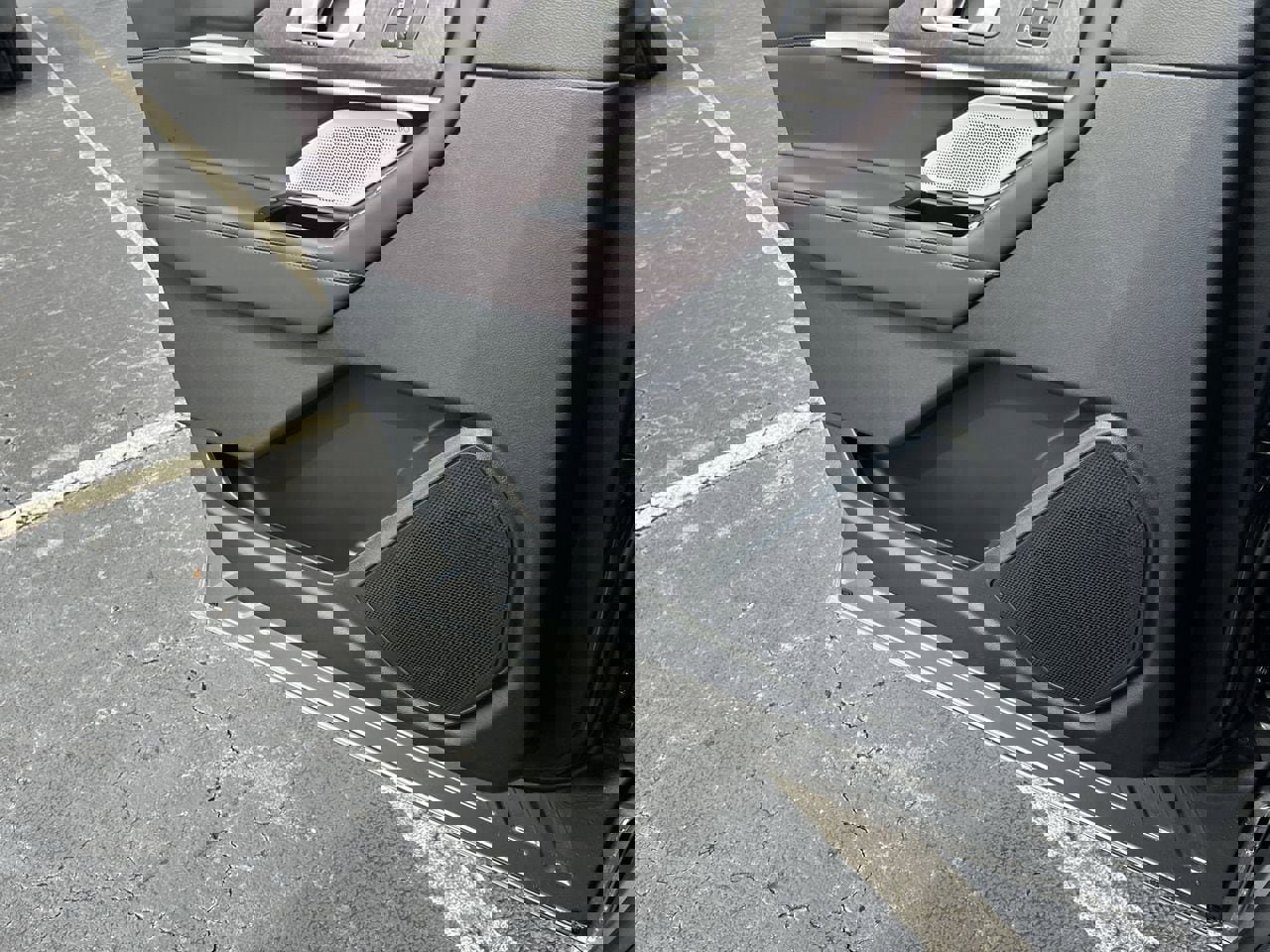 New 2026 Ford Explorer Platinum image 16