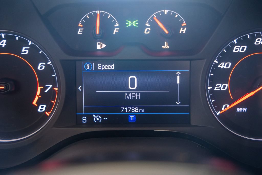 Used 2023 Chevrolet Camaro LT RWD image 41