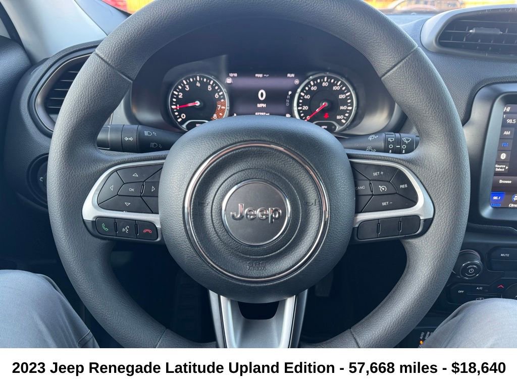 Used 2023 Jeep Renegade Latitude image 11