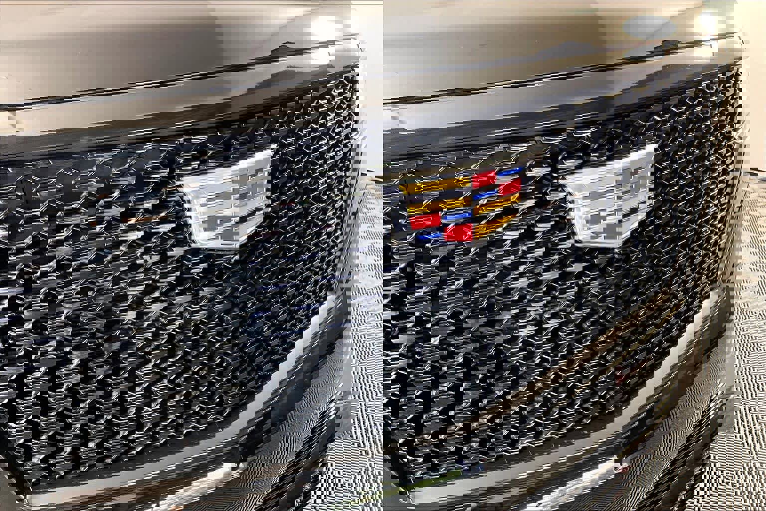 Used 2024 Cadillac Escalade Luxury RWD image 28