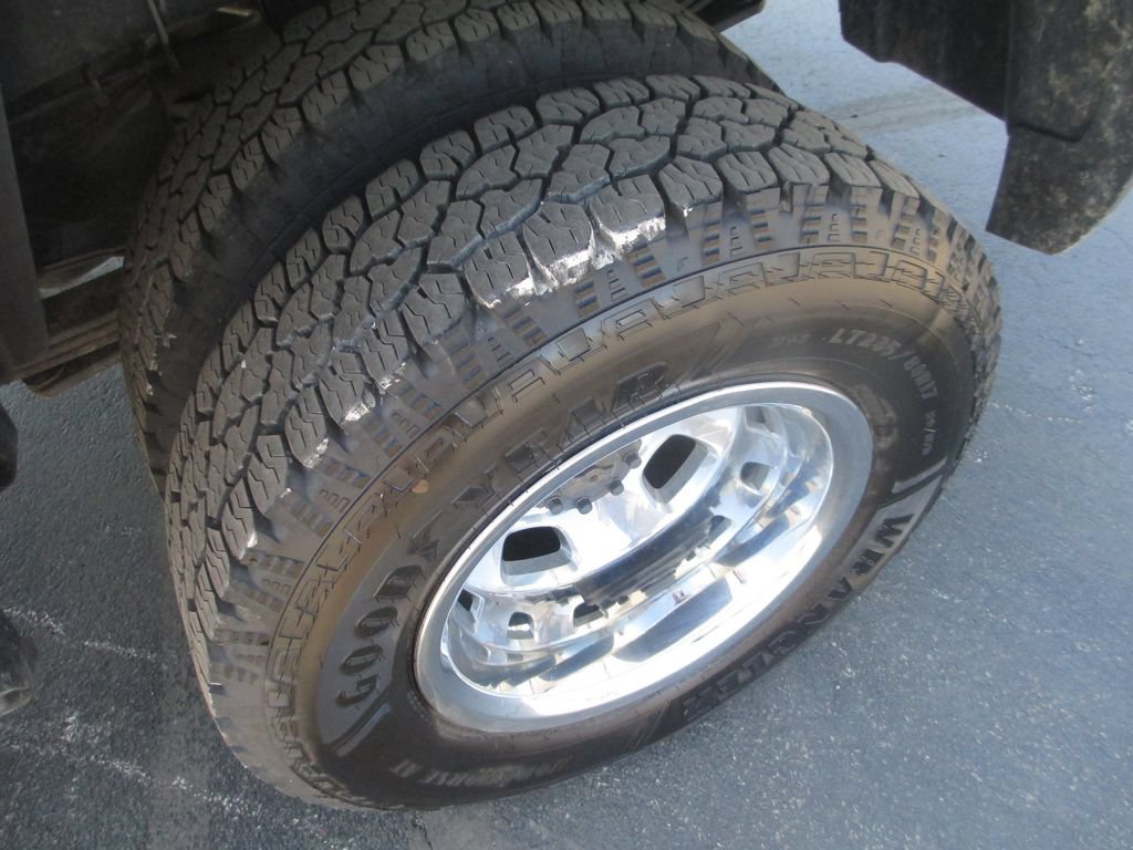 Used 2024 RAM 3500 Tradesman w/ Chrome Appearance Group AWD/4WD image 15