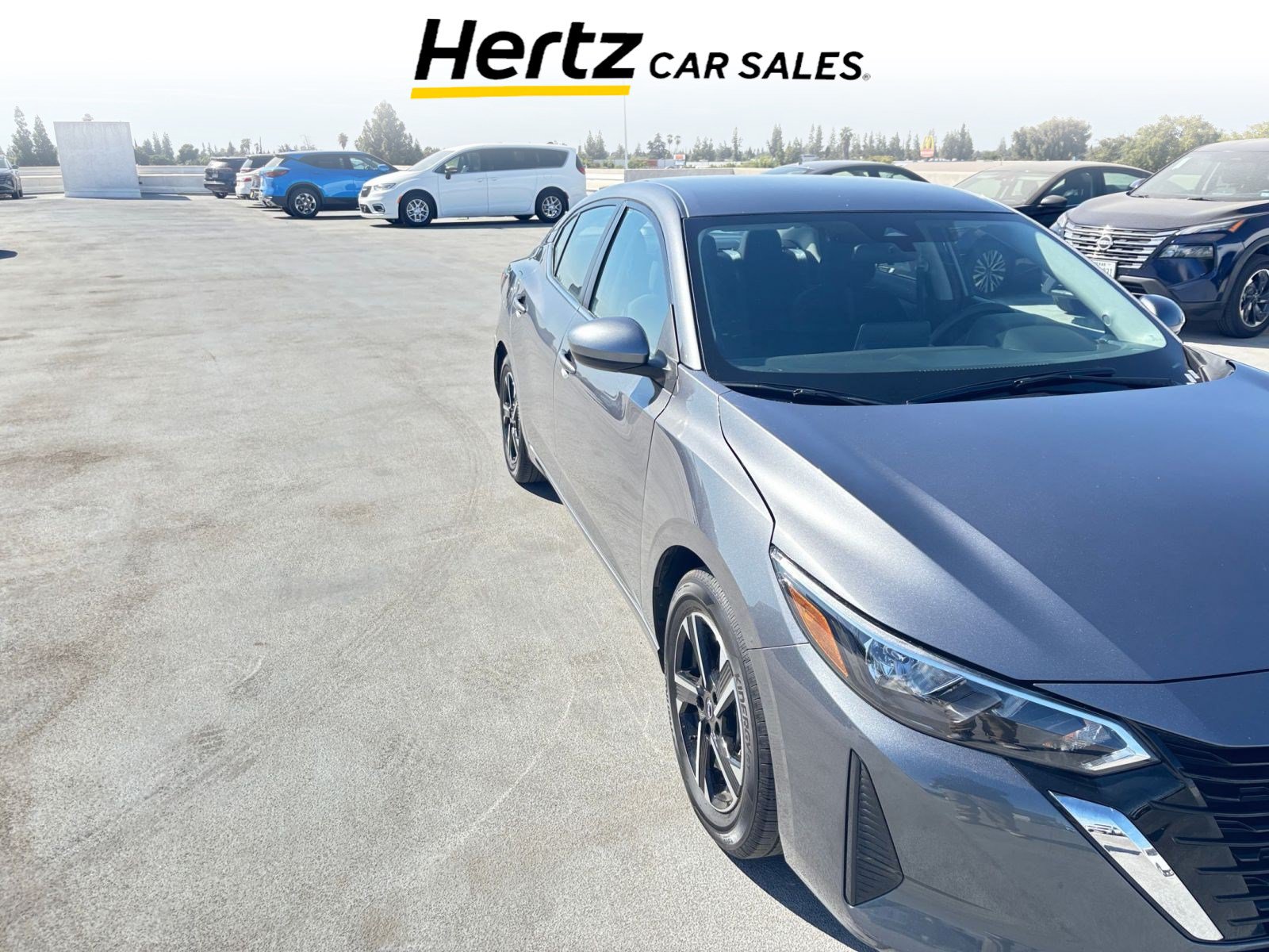 Used 2025 Nissan Sentra SV FWD image 2