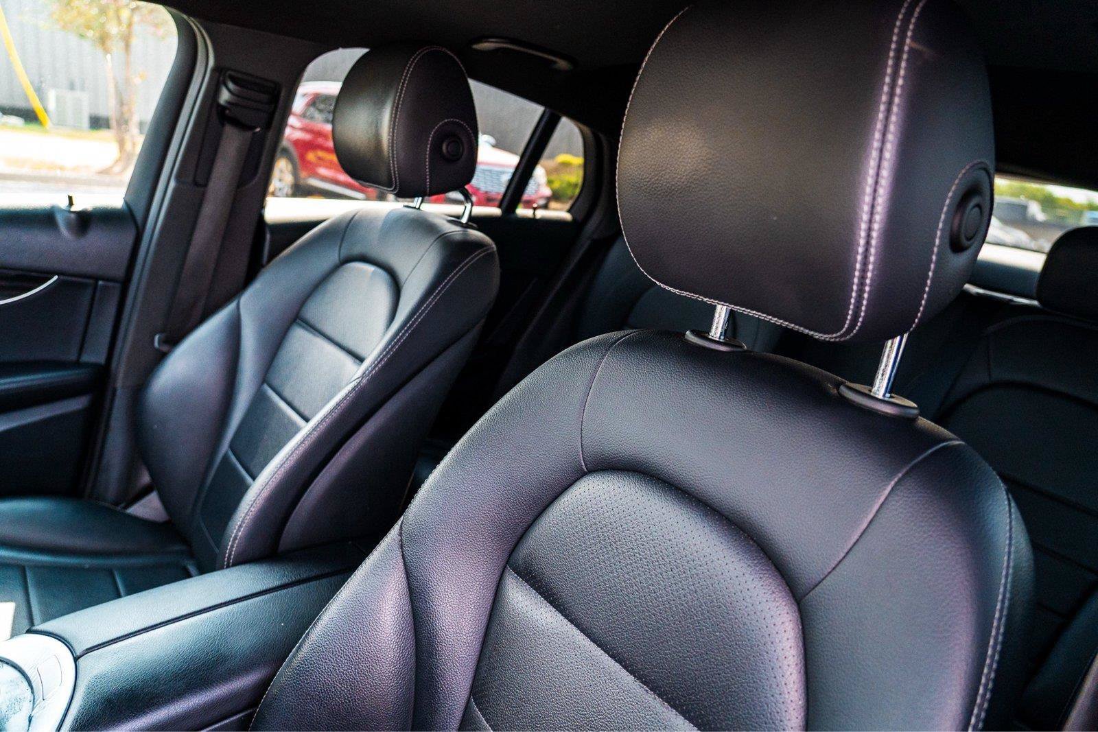 Used 2018 Mercedes-Benz GLC 300 4MATIC Coupe image 13