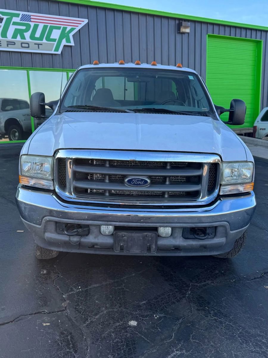 Used 2003 Ford F350 XLT image 4