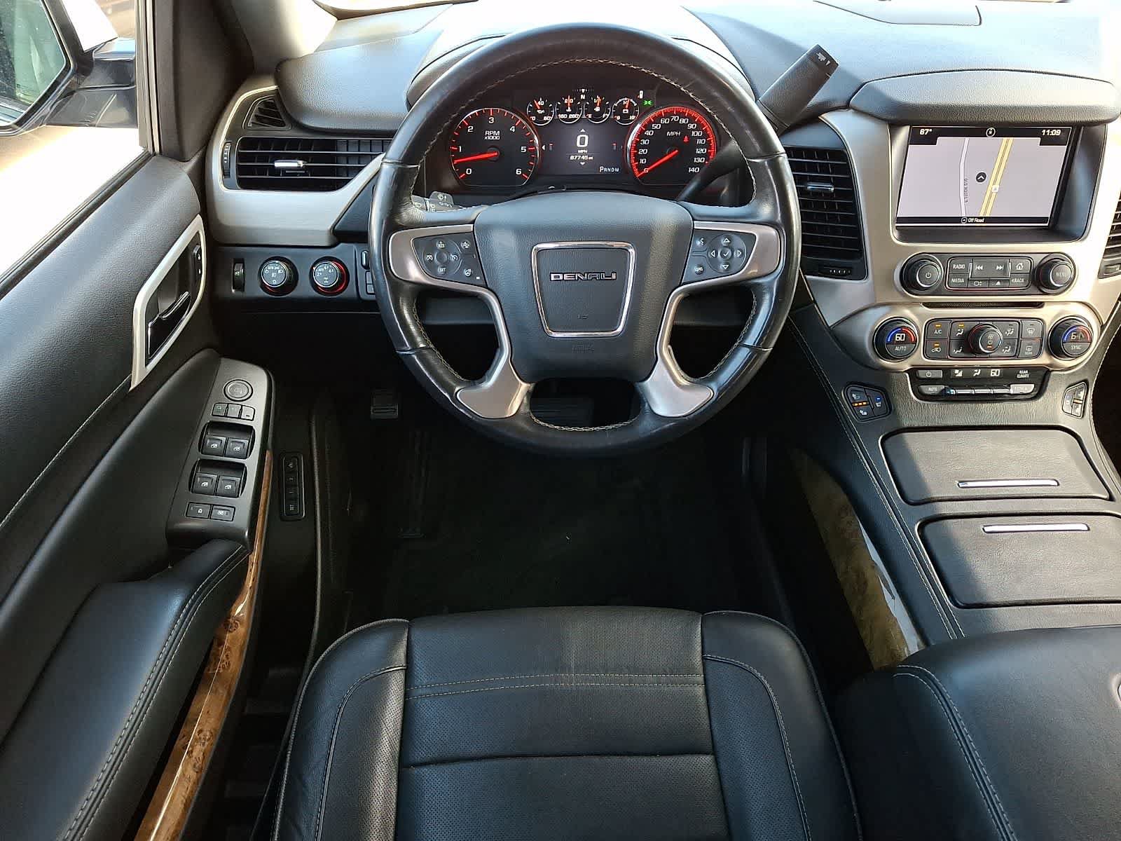 Used 2016 GMC Yukon Denali w/ Open Road Package AWD/4WD image 15
