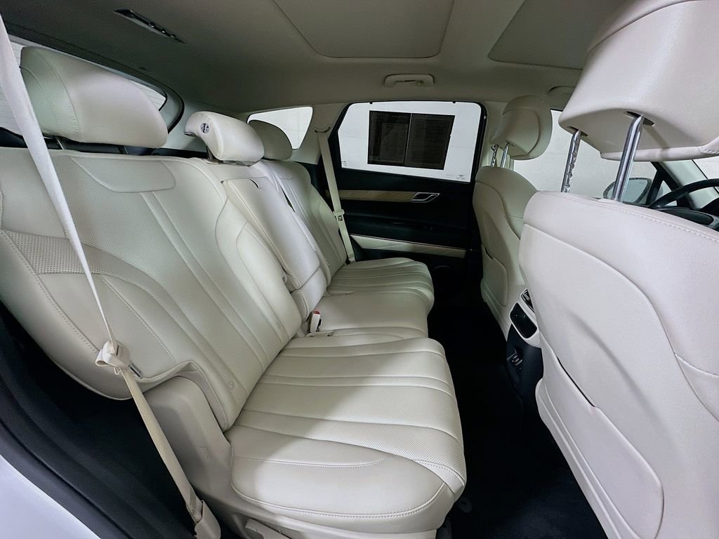 Used 2023 Genesis GV80 3.5T image 11