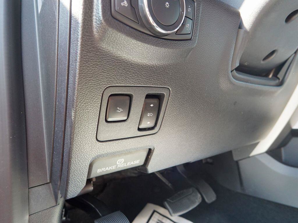 Used 2018 Ford F250 Lariat w/ Lariat Ultimate Package AWD/4WD image 23
