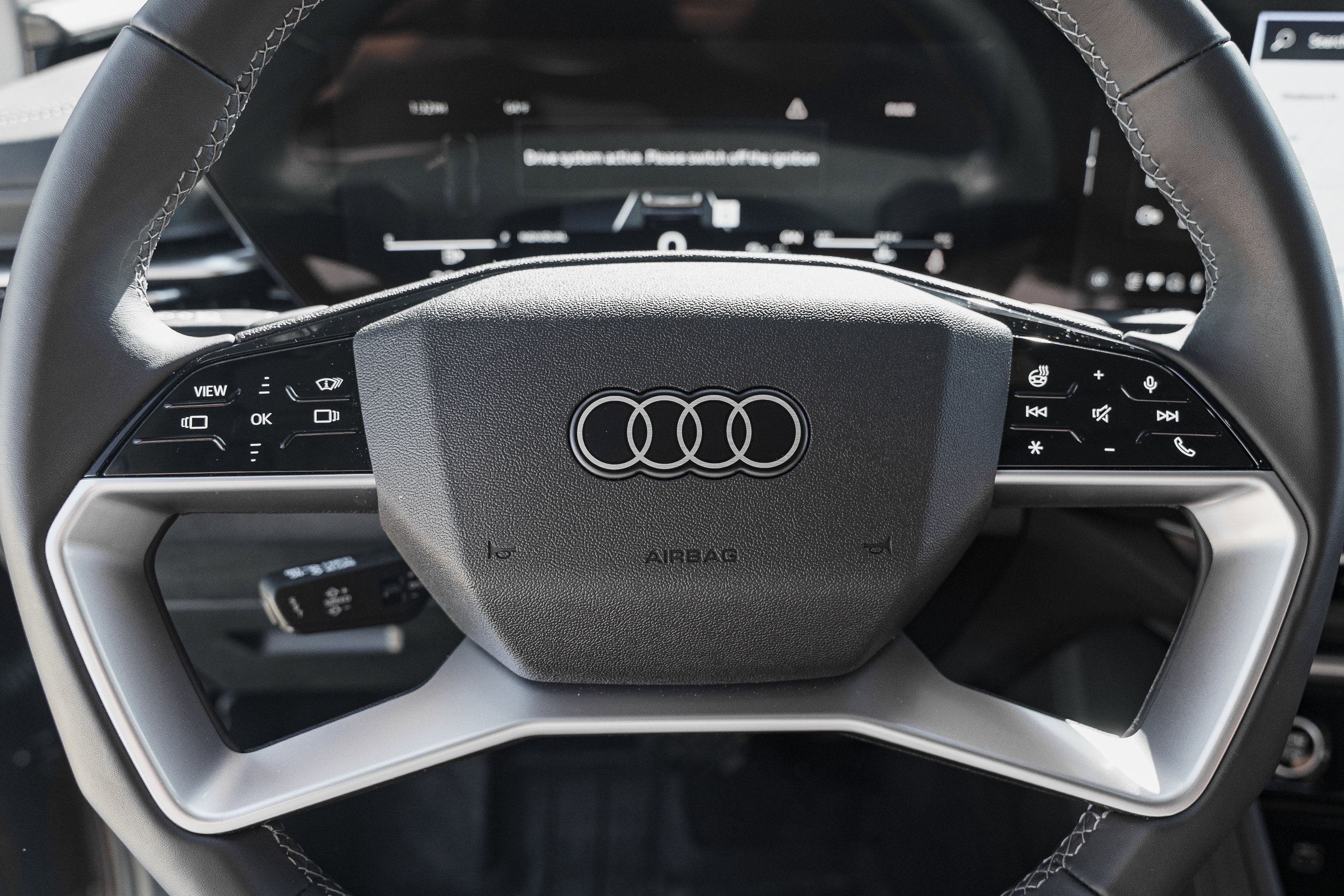 Certified 2025 Audi Q5 Premium Plus w/ Premium Plus image 17