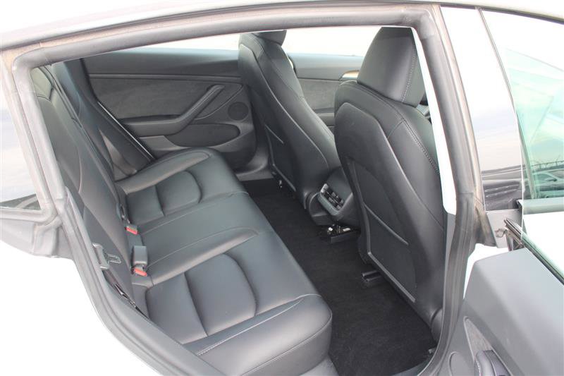Used 2023 Tesla Model 3 Standard Range image 14