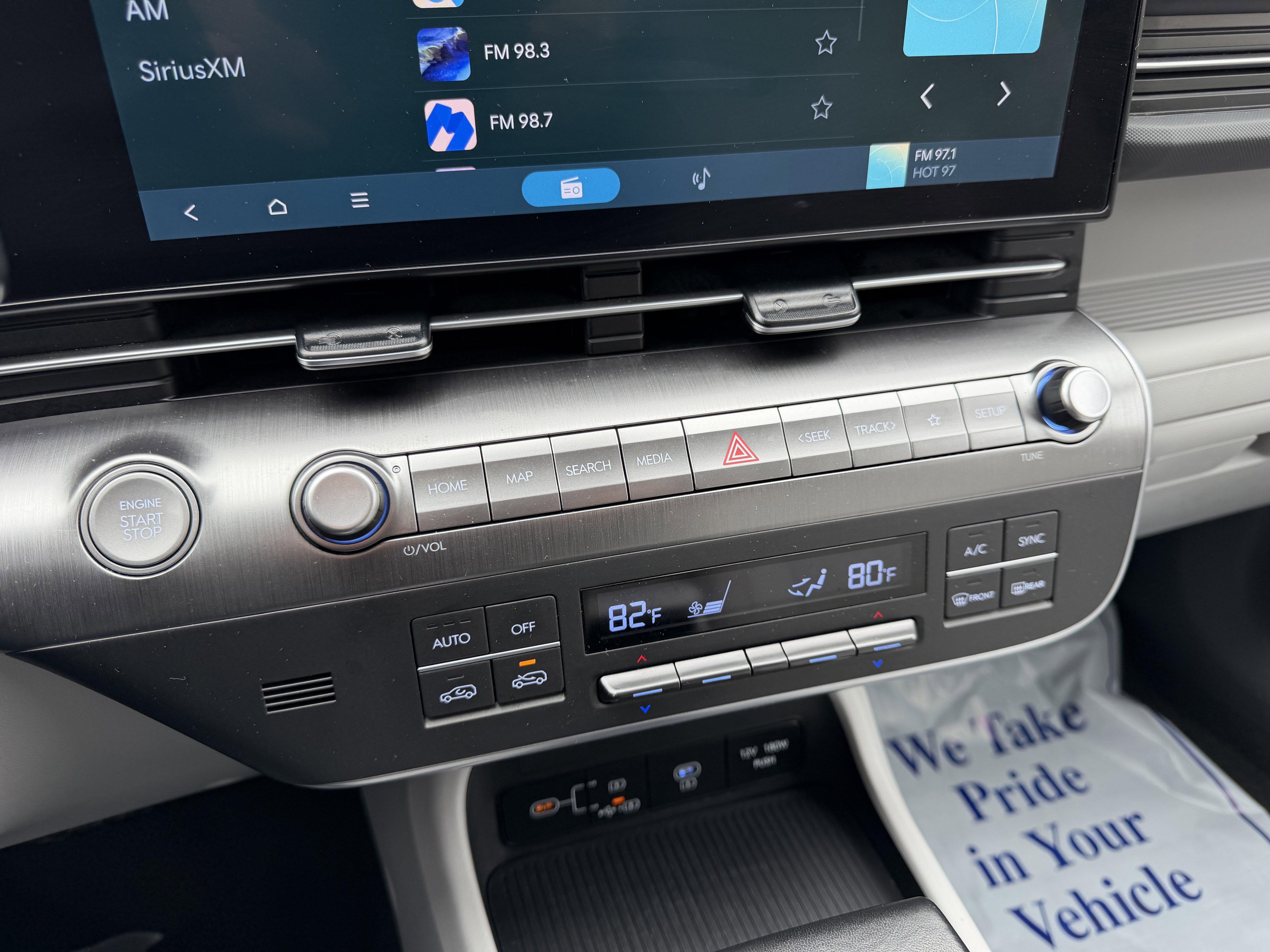 Used 2024 Hyundai Kona SEL image 23