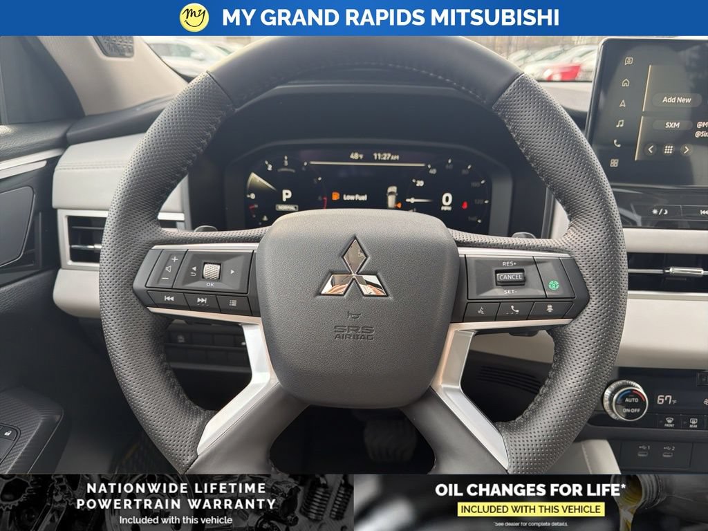 New 2026 Mitsubishi Outlander SE AWD/4WD image 16