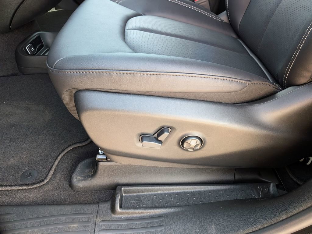 New 2026 Chrysler Pacifica Select image 16