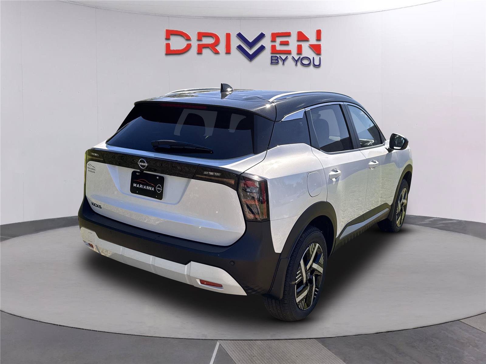 New 2026 Nissan Kicks SV w/ SV Premium Package FWD image 4