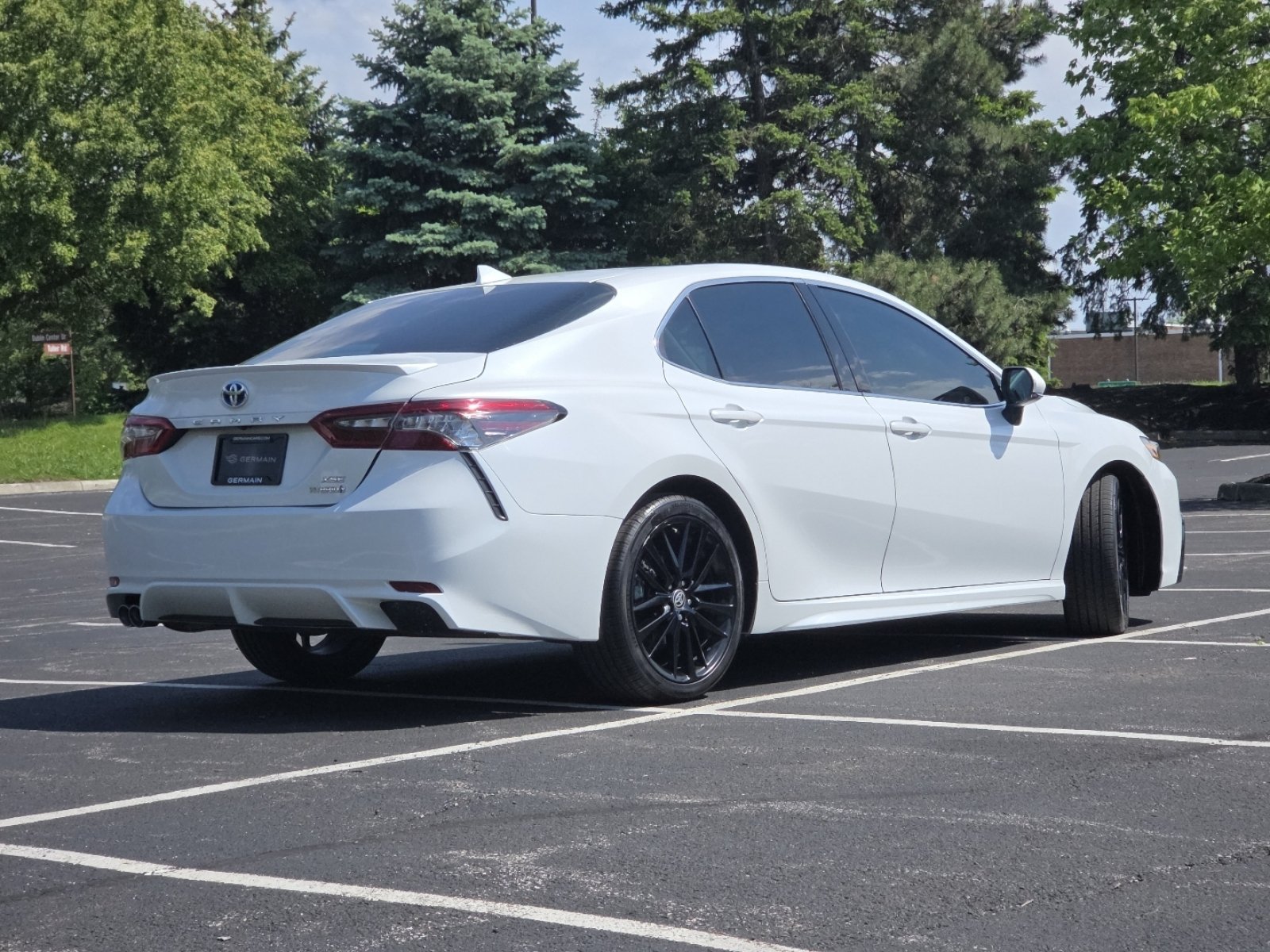 Used 2024 Toyota Camry XSE w/ Navigation Package FWD image 22