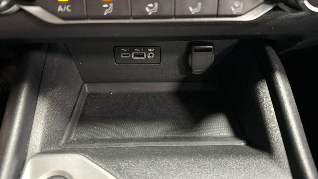 Used 2025 Nissan Altima 2.5 SV FWD image 29