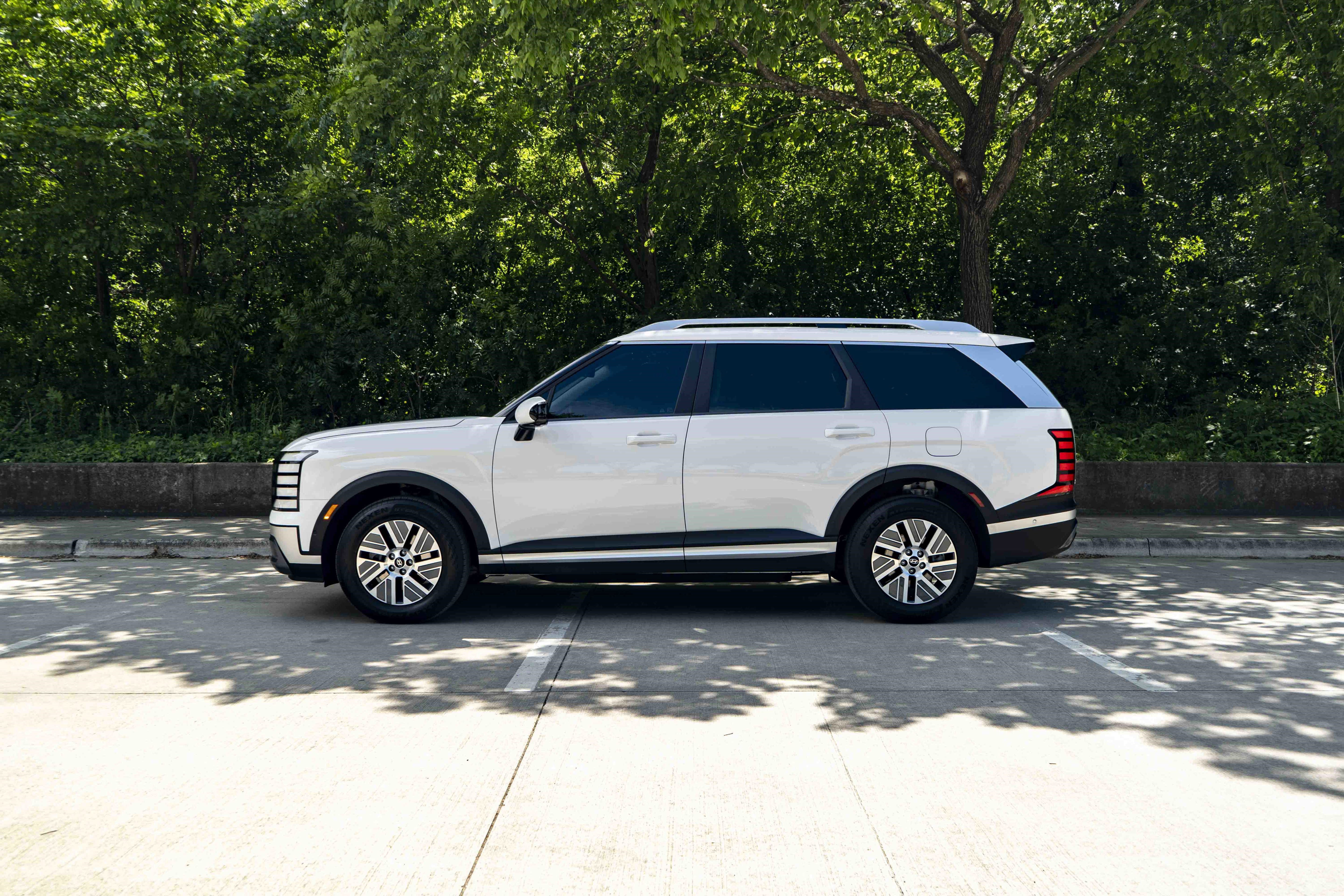 Used 2026 Hyundai Palisade SEL Premium FWD image 6