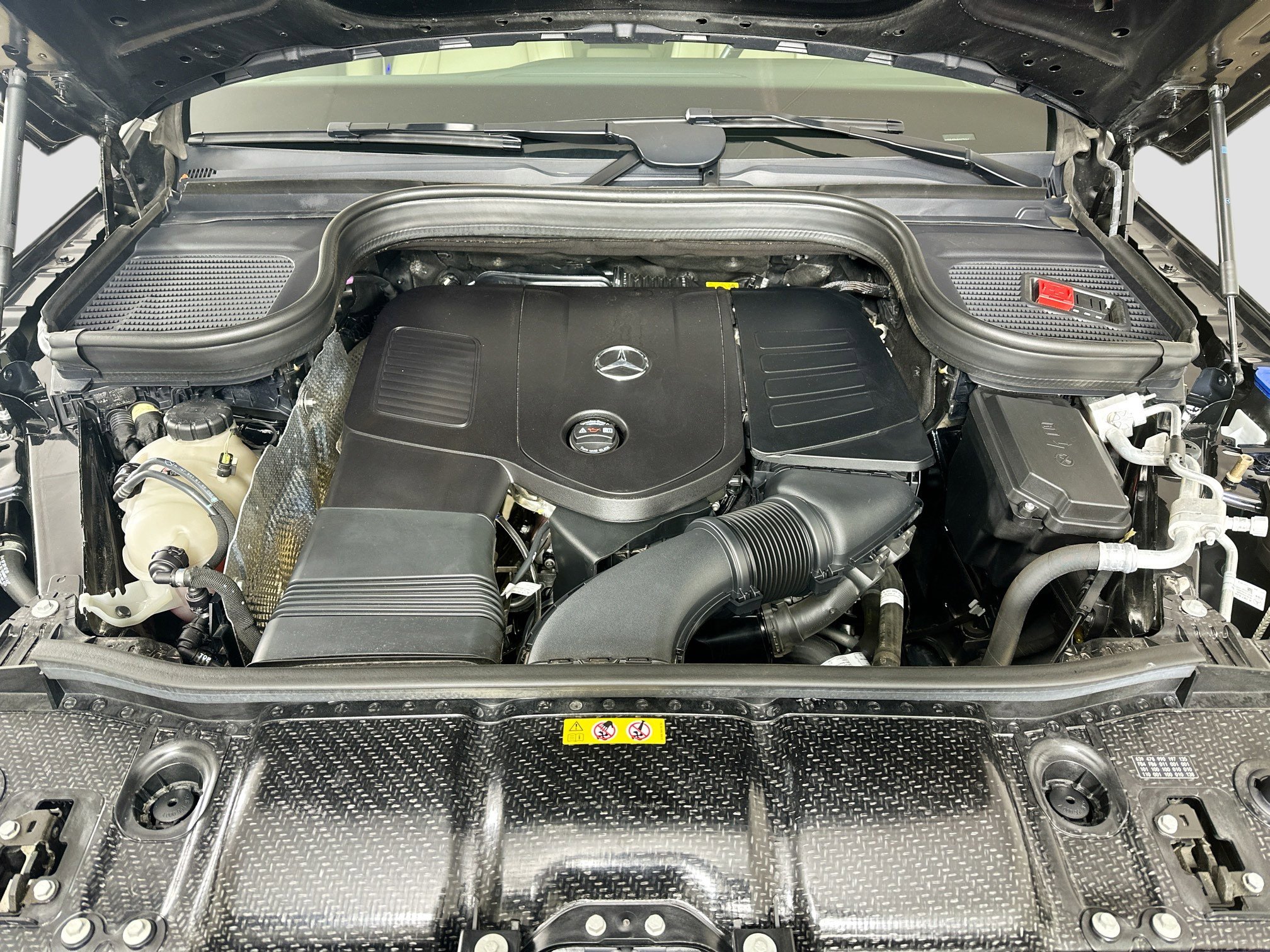 Certified 2024 Mercedes-Benz GLE 350 4MATIC image 38