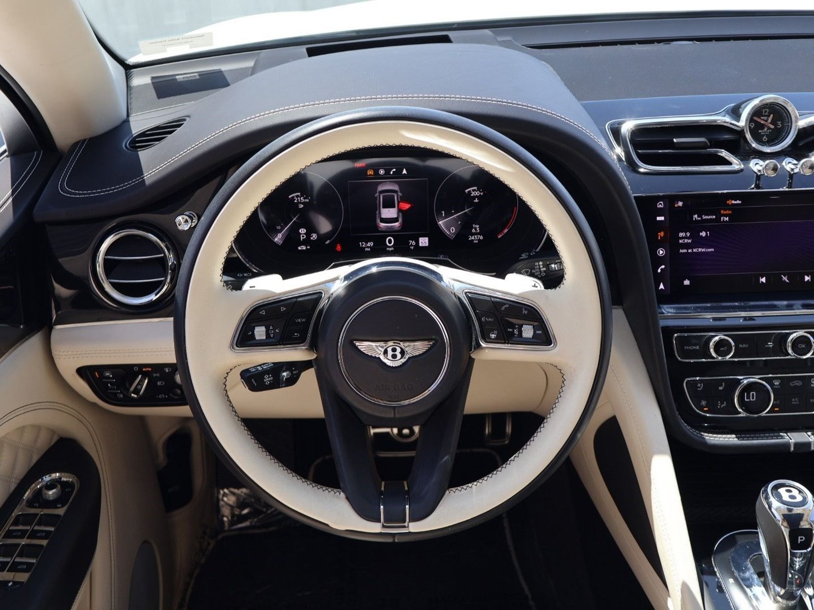 Certified 2023 Bentley Bentayga AWD/4WD image 16