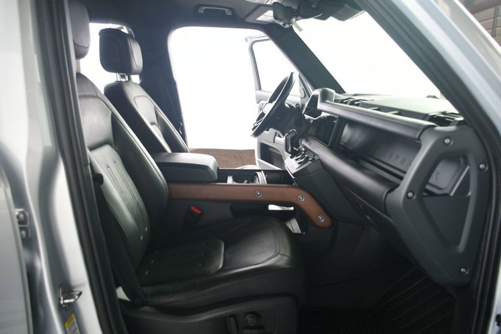 Used 2021 Land Rover Defender 110 X image 30
