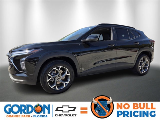 Certified 2025 Chevrolet Trax LT w/ LT Convenience Package image 1