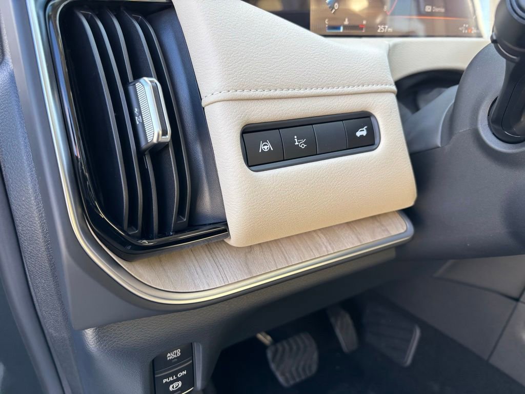 New 2026 Nissan Armada Platinum image 21