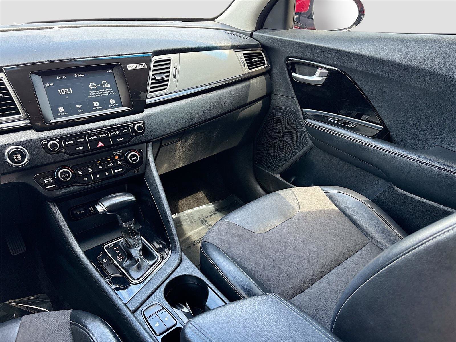 Used 2019 Kia Niro EX FWD image 22