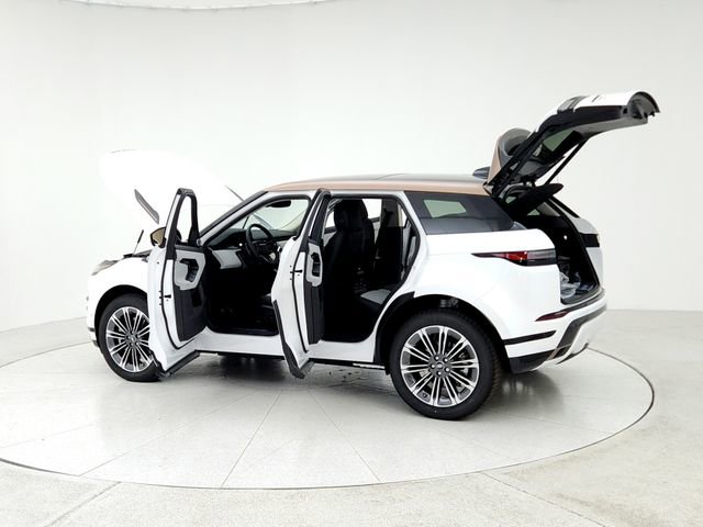 New 2025 Land Rover Range Rover Evoque Dynamic SE image 12