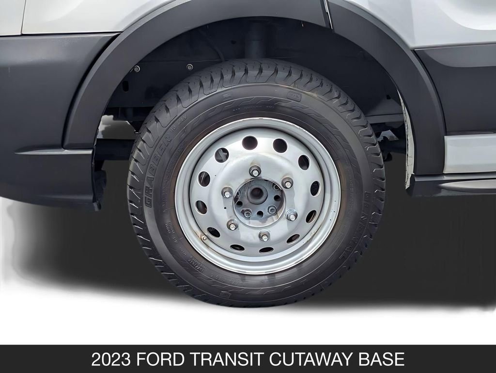 Used 2023 Ford Transit 350 DRW RWD image 12