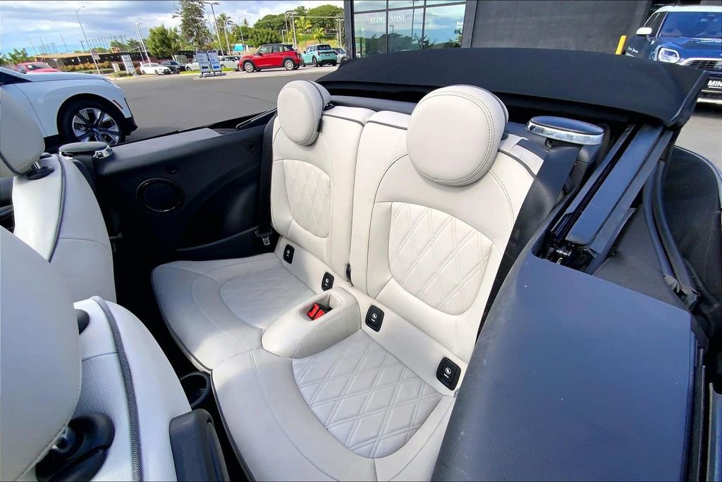 Certified 2023 MINI Cooper S w/ Signature Upholstery Package image 27