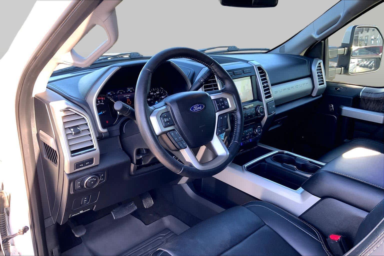 Certified 2017 Ford F250 Lariat w/ Lariat Value Package RWD image 15