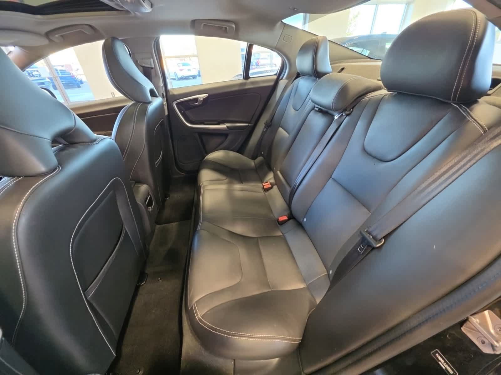 Used 2018 Volvo S60 T5 Dynamic w/ Protection Package AWD/4WD image 23