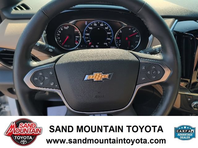 Used 2022 Chevrolet Traverse Premier FWD image 19