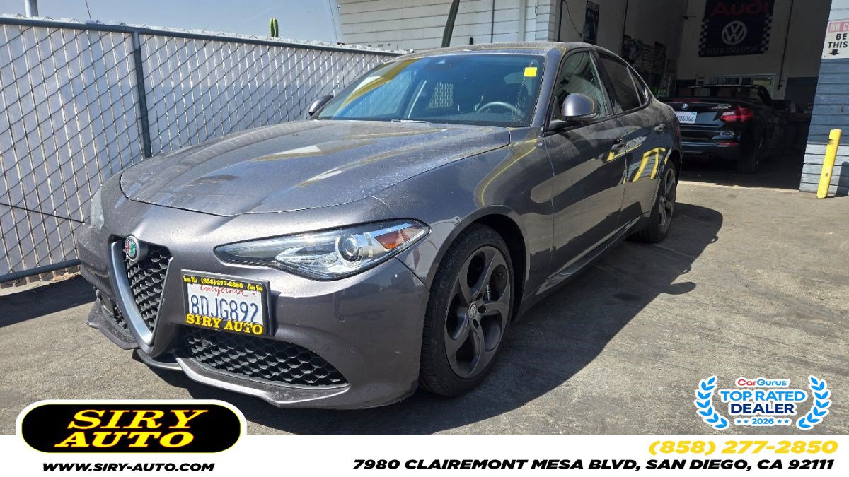 Used 2017 Alfa Romeo Giulia Ti w/ TI 18" Sport Package AWD/4WD image 1