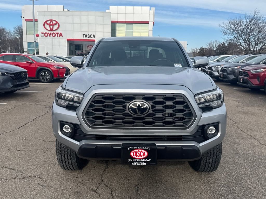 Used 2023 Toyota Tacoma TRD Off-Road video 2
