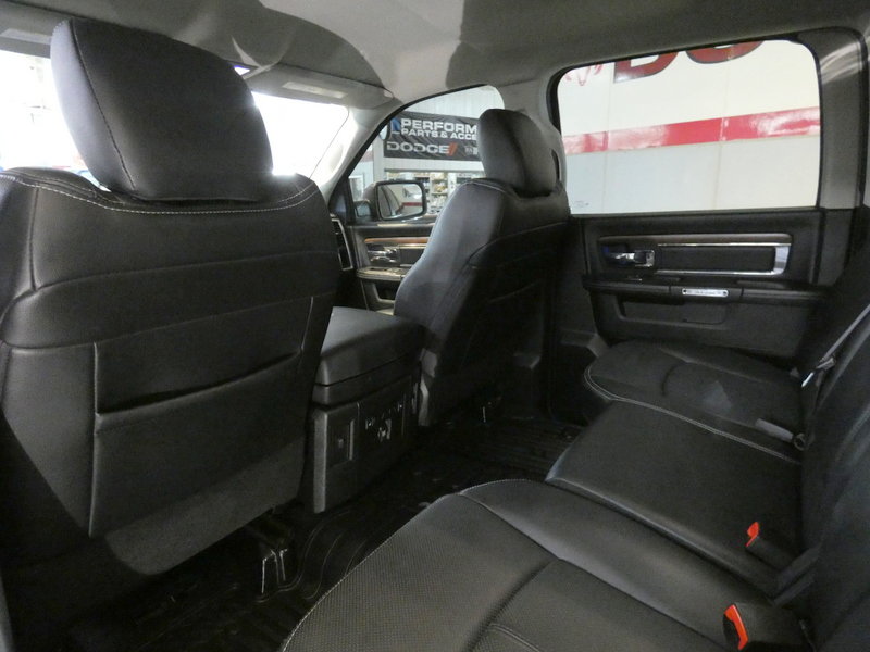 Used 2019 RAM 1500 Laramie AWD/4WD image 24