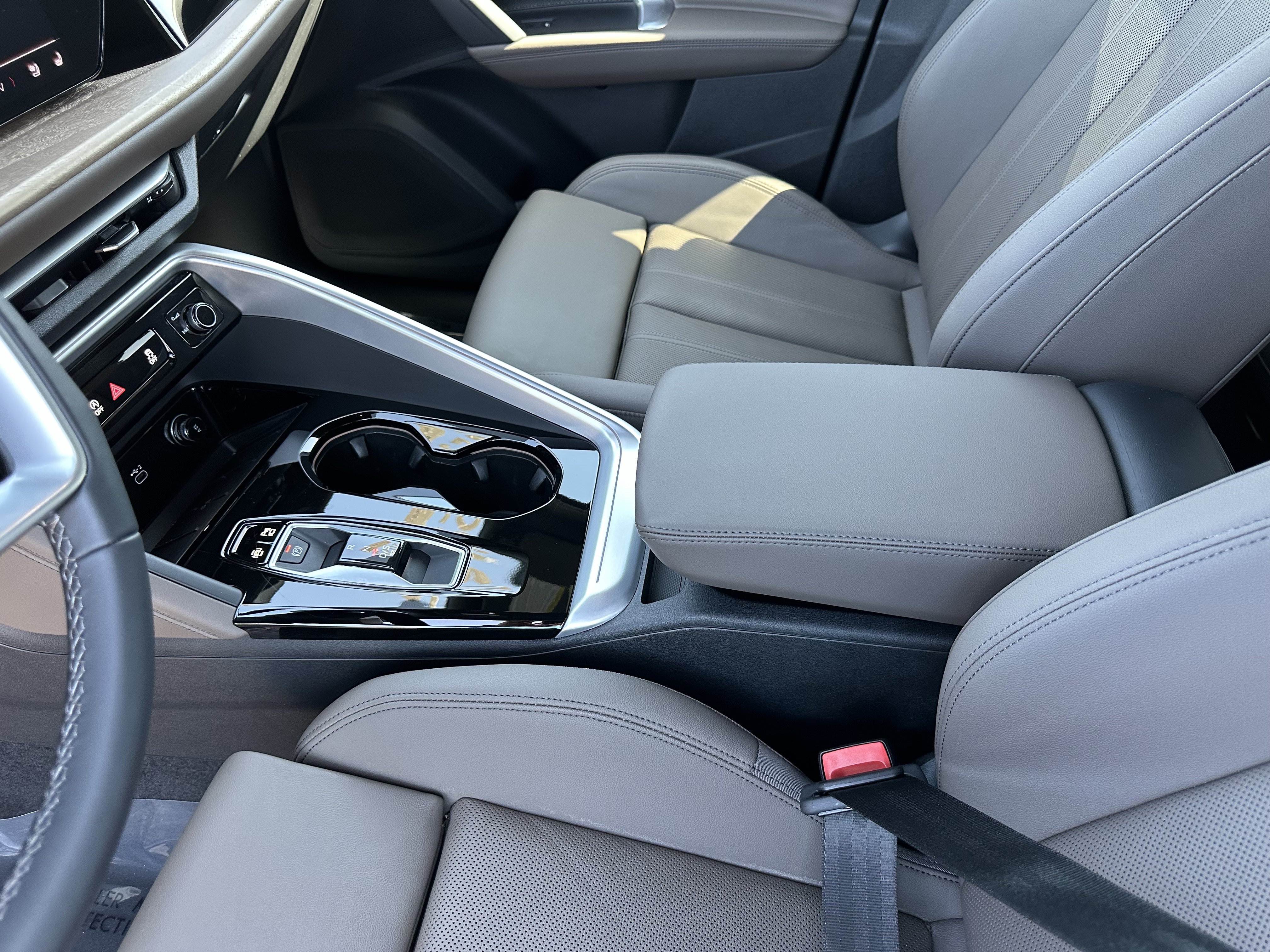 Certified 2025 Audi Q5 Premium w/ Premium Plus AWD/4WD image 23