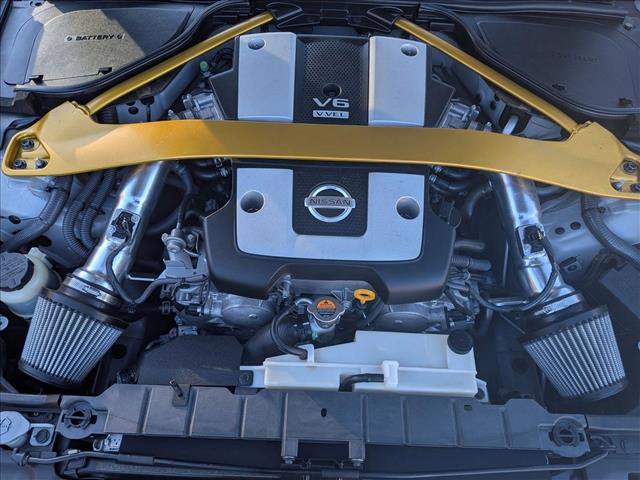 Used 2009 Nissan 370Z Touring image 23