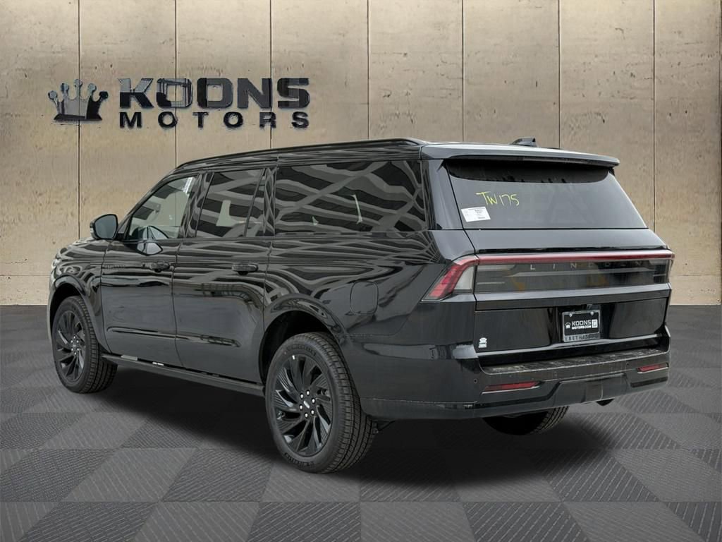 New 2026 Lincoln Navigator L Reserve AWD/4WD image 3