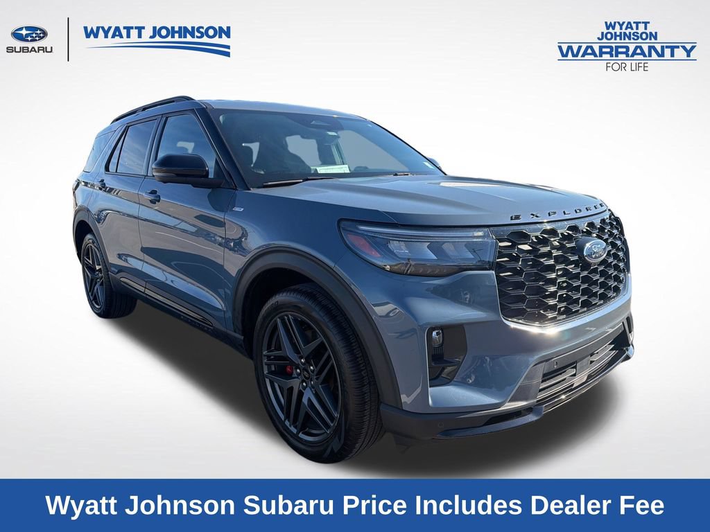 Used 2025 Ford Explorer ST-Line w/ Premium Package AWD/4WD image 13