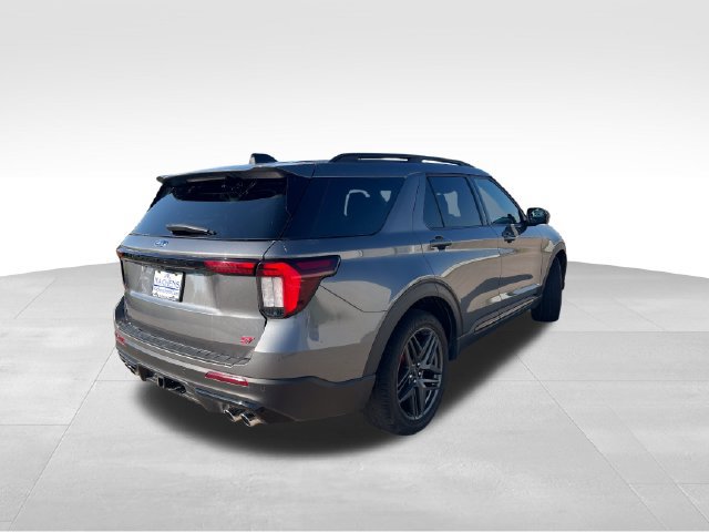 Used 2025 Ford Explorer ST w/ Sun And Sound Package AWD/4WD image 11