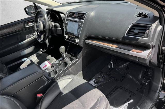 Used 2018 Subaru Outback 3.6R Limited AWD/4WD image 21