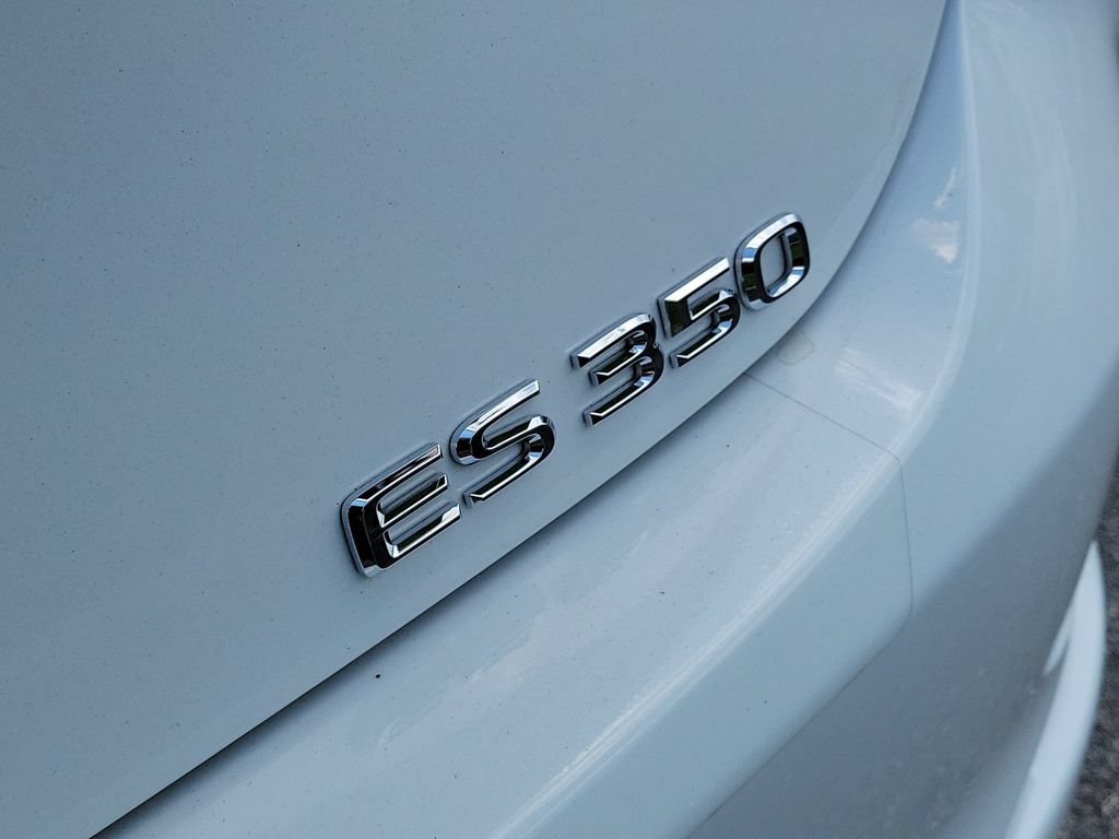 Used 2023 Lexus ES 350 F Sport w/ Accessory Package (Z2) FWD image 5